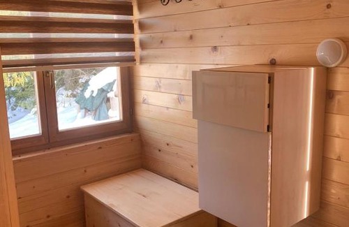 Konjska Reka House | Vikendica Lane