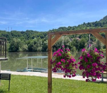 Milici House | Vikendica Mihic