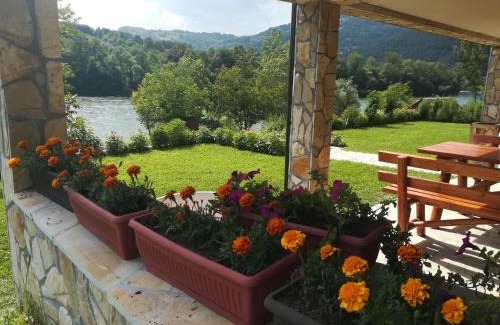 Bajina Basta House | Vikendica pored Drine