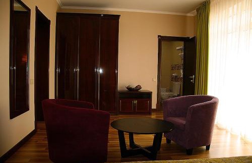 Bucha Hotel | Viktoria Park Hotel