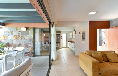 Salobre Villa | Villa Salobre Golf Ocho | Luxury Retreat in Gran Canaria | Private Outdoor.