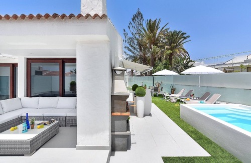 Maspalomas Villa | Villa Playa Del Ingles Vista | Luxury Retreat in Gran Canaria | Private Heated.