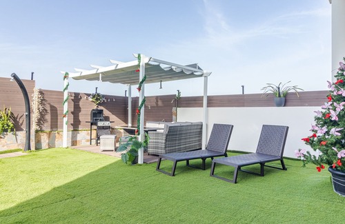Las Palmas de Gran Canaria Villa | VILLA SAMPEREZ, P.ALTA Pool + Garden + BBQ + 3 Bedrooms + 6 People