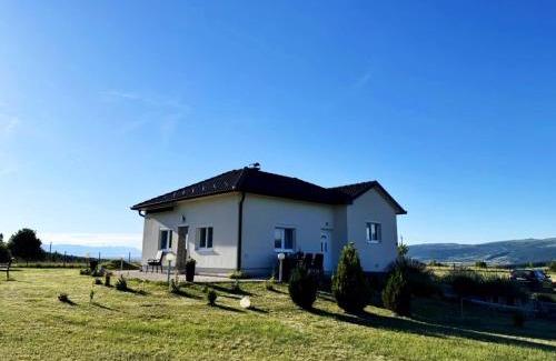 Canton 10 Villa | Vila Anamari