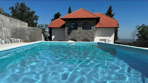 Novi Sad House | Vila ISKRA