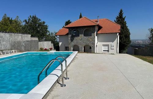 Novi Sad House | Vila ISKRA