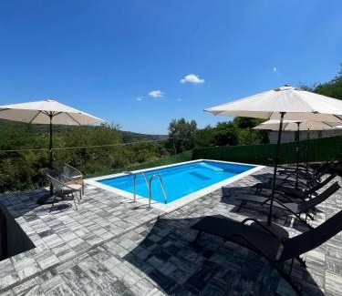 Mladenovac Villa | Vila Jaram