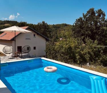 Mladenovac Villa | Vila Jaram