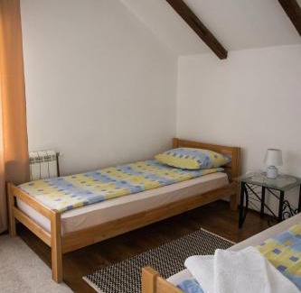 Banatski Karlovac Bed & Breakfast | Vila Lio & Restaurant Devojacki Bunar