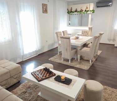 Gornji Milanovac Villa | Vila Nika