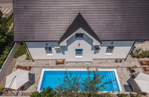 Banja Koviljaca Apartment | Vila Pobeda