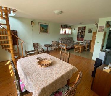Vrdnik Apartment | Vila Zvončica