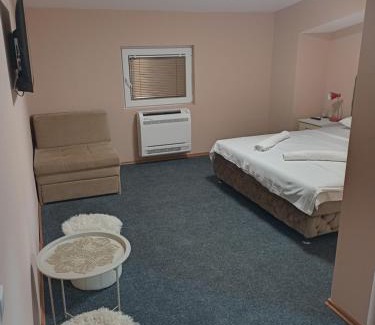 Nis House | VILIN