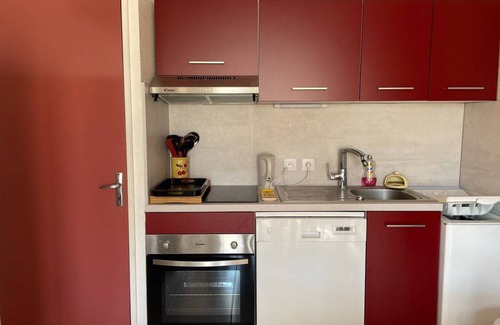 Saint-Pierre-la-Mer House | Villa Fleury-Saint-Pierre-la-Mer, 2 bedrooms, 6 persons