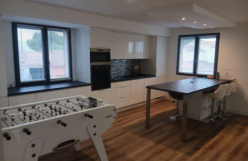 Meze Villa | Villa 110m2 Avec Piscine Très Bonne Emplacement 10mn à Pied Plages et Commerces