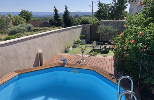 Joucas House | Villa 130m2 with above ground pool near Gordes and Roussillon.