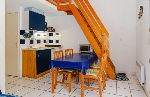 Les Ayguades Villa | Villa 2 pièces avec mezzanine, terrasse et accès piscine à Gruissan - 5 couchages - FR-1-409-9