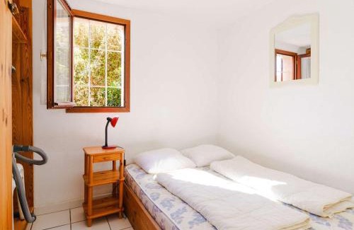 Les Ayguades Villa | Villa 2 pièces avec mezzanine, terrasse et accès piscine à Gruissan - 5 couchages - FR-1-409-9