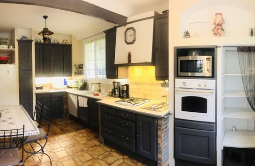 Argeles-sur-Mer House | VILLA 250 m²/24 persons-2 SWIMMING POOLS -14 rooms on 9000m² enclosed - 5 mn beach