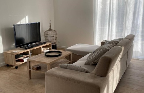Parentis-en-Born House | Villa 3 bedrooms 900 m from Lac de Parentis
