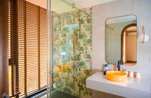 Phuc Yen Villa | Villa 3 bedrooms Venus resort by Flamigo free entry ticket F12 or F24