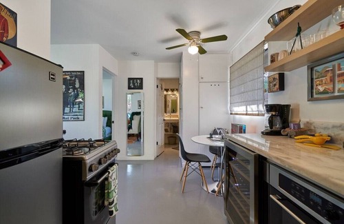 Palm Springs Apartment | Villa 3 · Downtown Palm Springs - Salt Water Pool-Spa 3