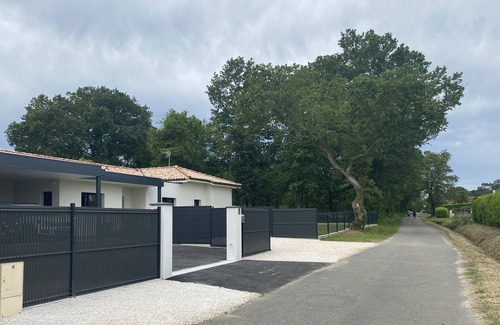 Oeyreluy Villa | Villa 30 minutes from HOSSEGOR heated swimming pool on 2200m2 of garden