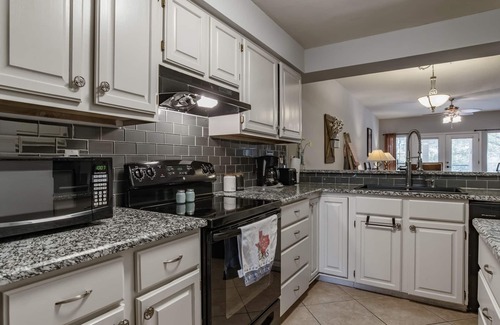Highland Lake Estates Condo | Villa 3208 - Fully Updated 2 Bedroom/2 Bath on Island - All Amenities