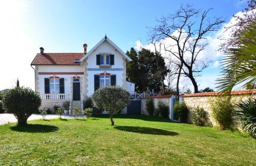 Port-des-Barques Villa | Villa 4* vue mer piscine spa