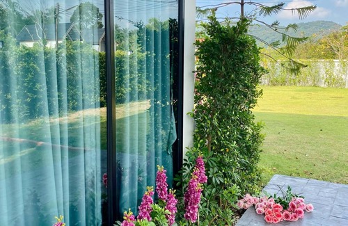 Khanom Villa | Villa 5 bedrooms, 5 bathrooms,300 sq m. khanom