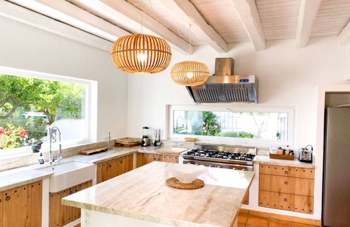 Santa Eulalia del Rio Villa | Villa, 6BR, Sea views, walk to the beach, pool house
