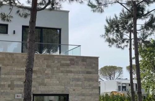 Ishem Villa | Villa 7 SanPietro