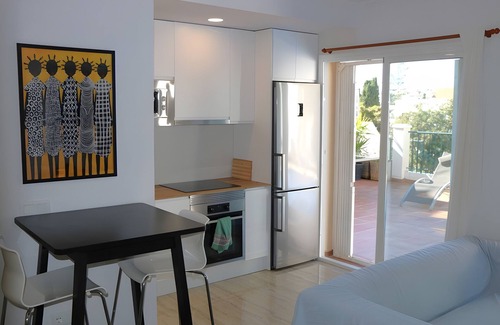 Nerja Villa | Villa '8 Pers In Burriana Nerja' with Sea View, Wi-Fi and Air Conditioning