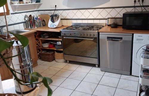 Volx Villa | Villa 80 m2 jardin terrasse 3 chambres Provence