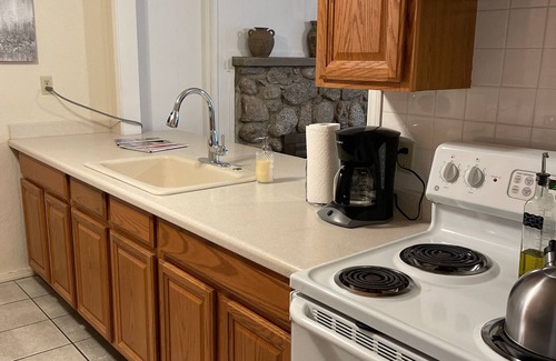 Downtown Palm Springs Villa | Villa A- 2bed/2bath with kitchen, dining&living rooms, in downtown Palm Springs!