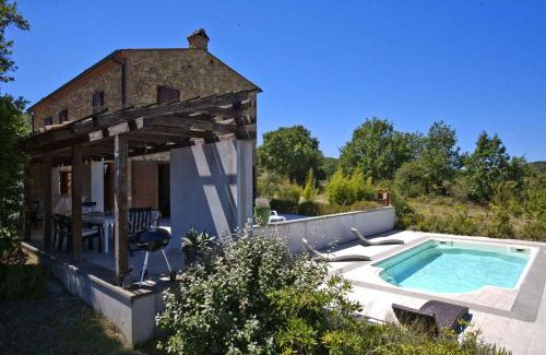 Montescudaio Villa | Villa Acquaviva