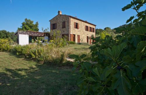 Montescudaio Villa | Villa Acquaviva