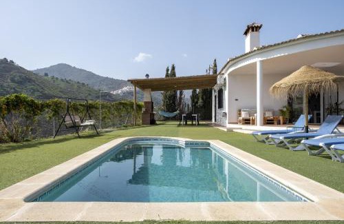 Cutar House | Villa Aguacate