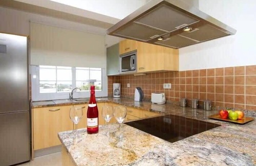 Puerto Calero Villa | Villa Ainara Summary: