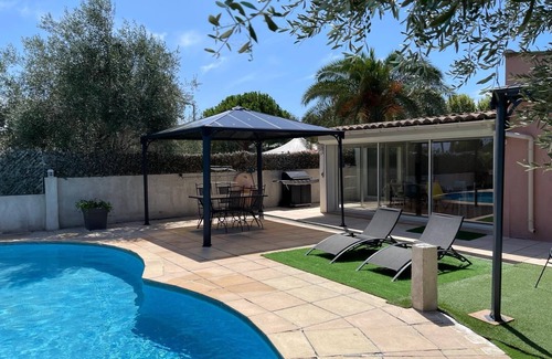 Antibes House | Villa air-conditioned pool 3 bedrooms sea 800m