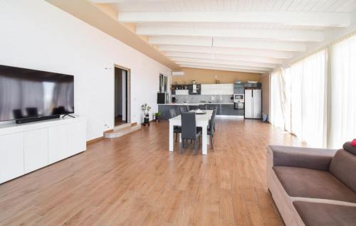 Mondragone House | Villa Al Monte