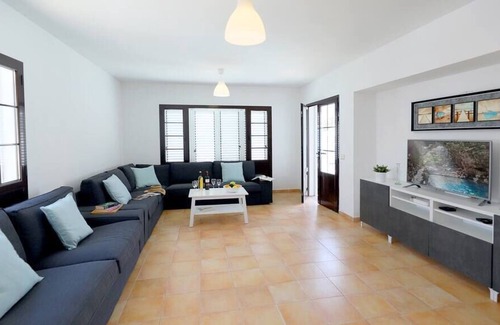 Matagorda Villa | Villa Amalia in Matagorda with sea and beach views