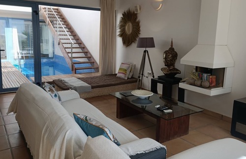 Bahia Calma Villa | Villa AMALIA, near the beach, private pool, free wifi