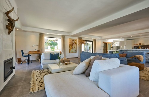 Nueva Andalucia Villa | Villa Amarosa - 5bed Haven in Nueva Andalucia!