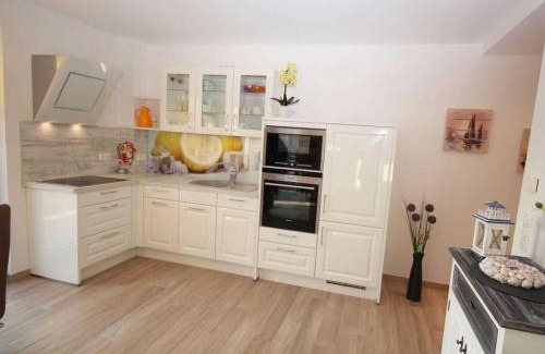 Sassnitz Villa | Villa Amelie App Seestern