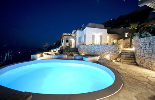 Psarou Villa | Villa Ammonite