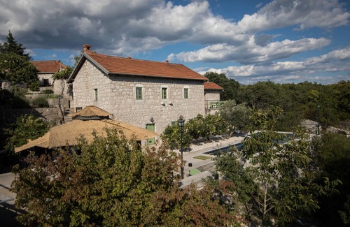 Ravno Villa | Villa Ana - Rustic Stone Villa with Swimming Pool