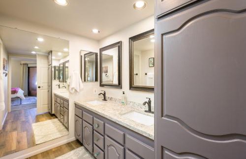 Paradise Valley Village Apartment | Villa Anasazi condo