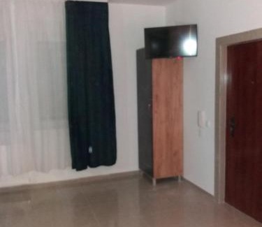 Novi Sad Apartment | Villa Anela