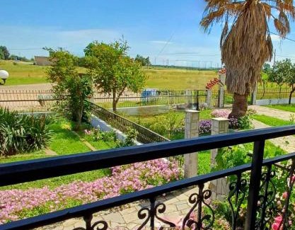 Paionia Apartment | Villa Apartment with 3 bedrooms